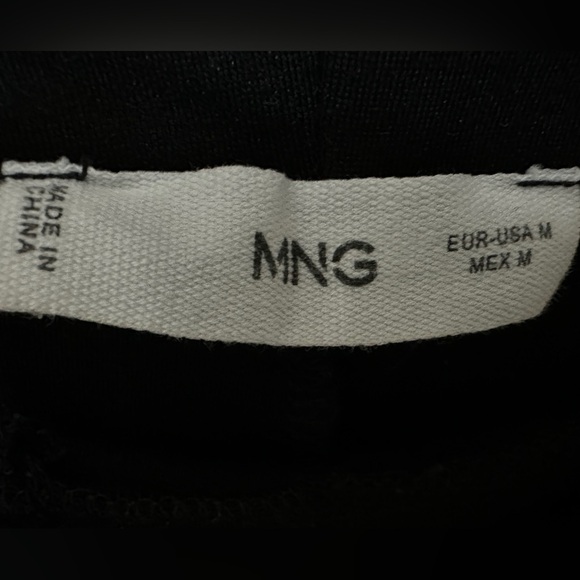 386 Mango | NWOT Black Mid Rise Thick Stretch Leggings Dress Pants (Size M) - Picture 7 of 13